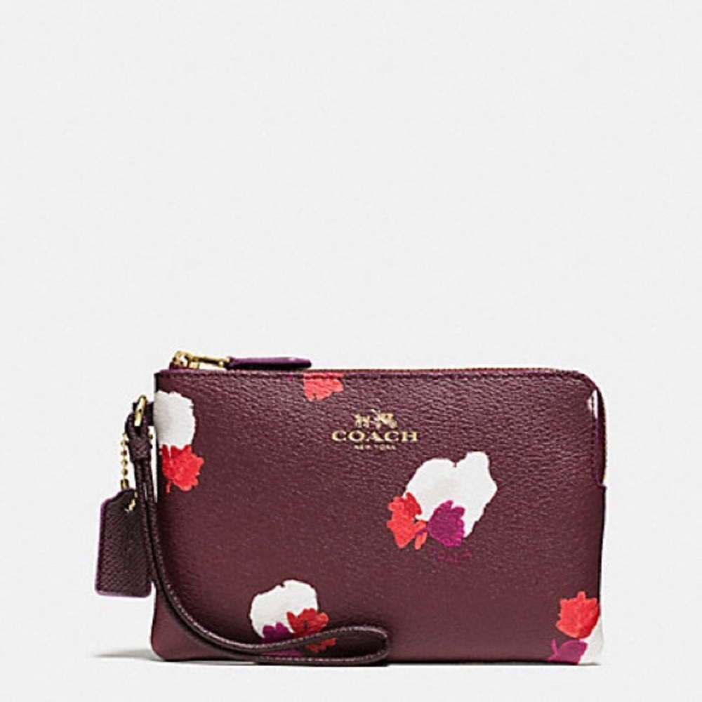 SALE!! NWT Coach RARE beautiful wristlet!! PRICE FIRM